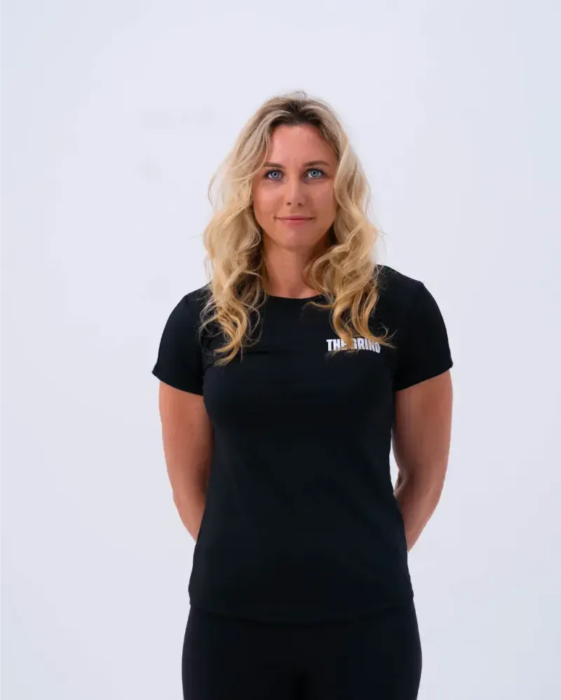 Portrait d'une coach de l'équipe.